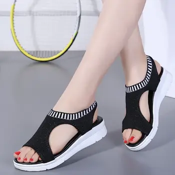 844 Moda Nefes Konfor Bayan Sandalet Yaz ayakkabı kama Siyah Beyaz Sandalet kadınlar için 2021